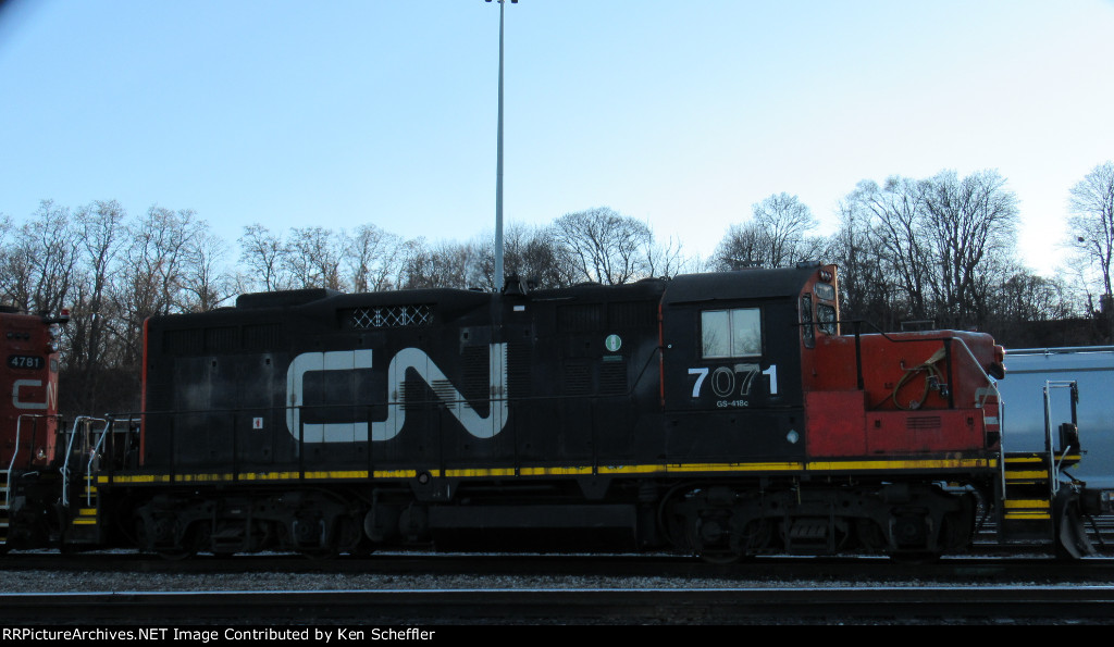 CN 7071